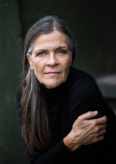 suzanne andres